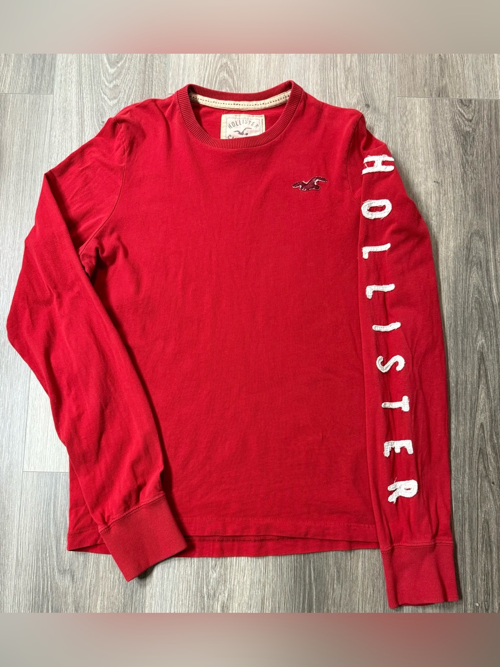 Hollister Men's Red long sleeve tshirt puff spellout Y2K seagull XL